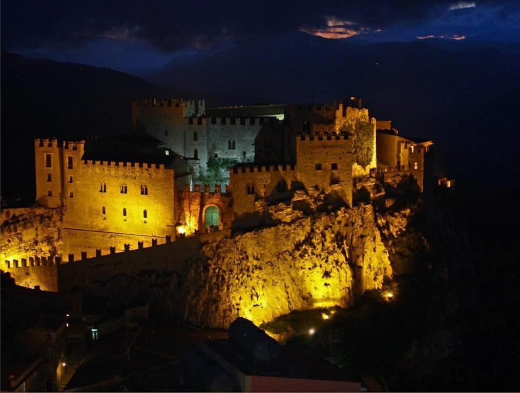 Case Vacanze Scimeca Caccamo Exterior foto